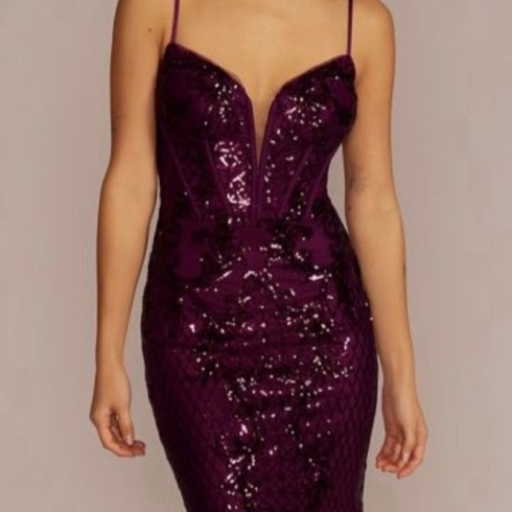 • NEW with tags Formal dress